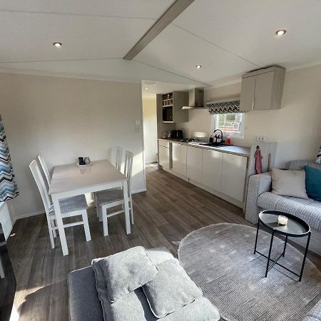 Luxe Chalet Hoenderloo Airco, Netflix - Recreation Only エクステリア 写真